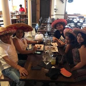 Meet your Posher, Mari